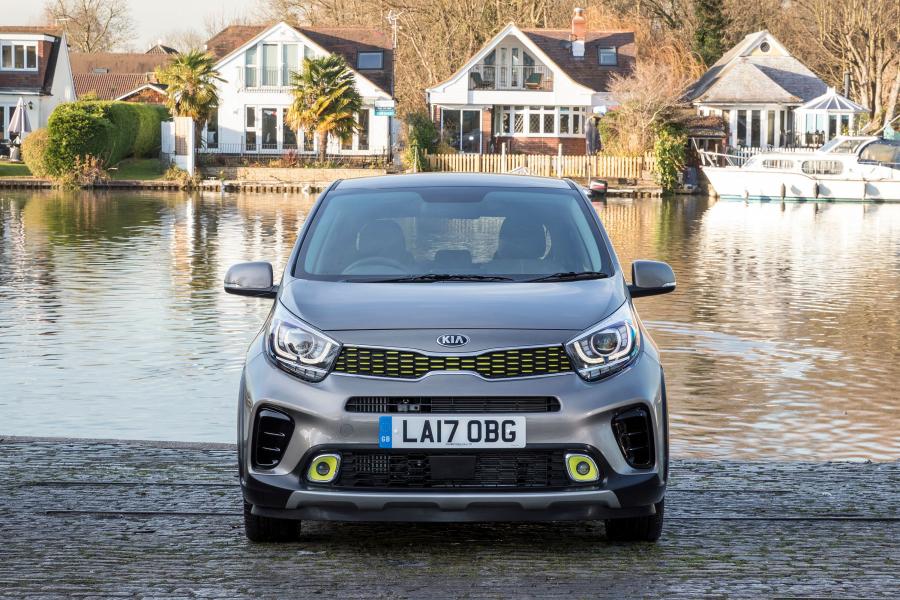  Kia Picanto X-Line S (JA) 2018 года  (UK) (фото 11 из 25)